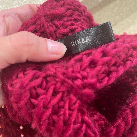 💜 5 for $25 or 3 for $18 Rikka Red violet knitted needles infinity scarf - Picture 3 of 4